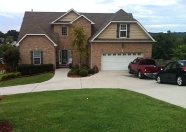 1st image of 8707 Troutman Ln