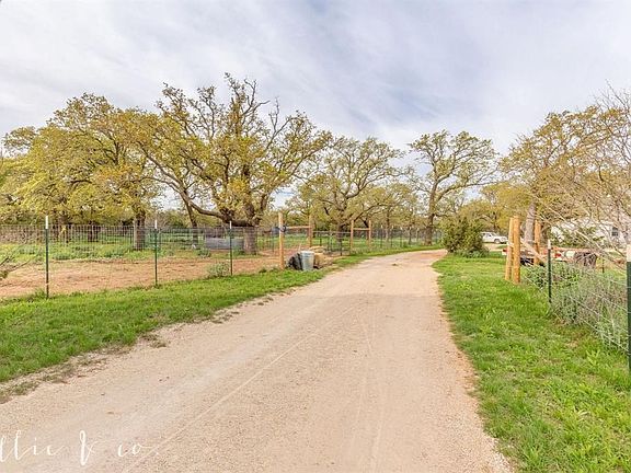 3rd image of 198 County Road 672
