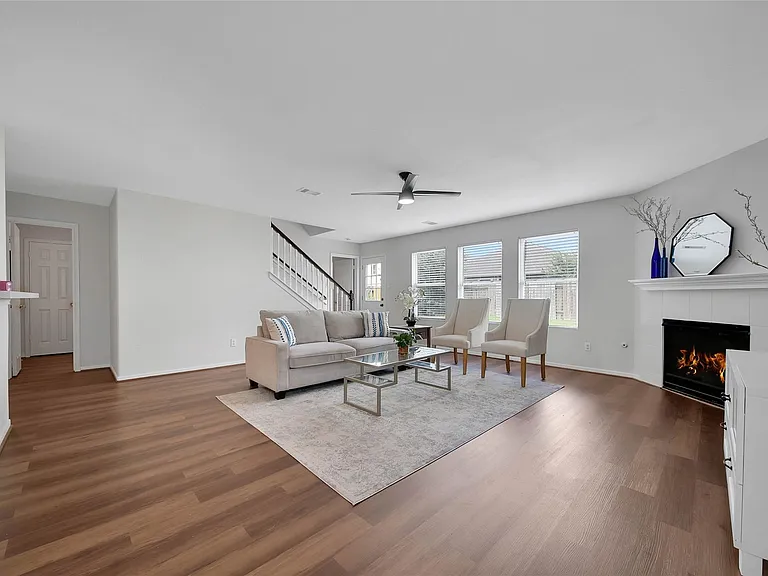 3022 Madison Elm St — Photo 5