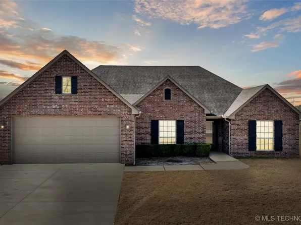 7958 E Boysen Dr, Claremore, OK 74019