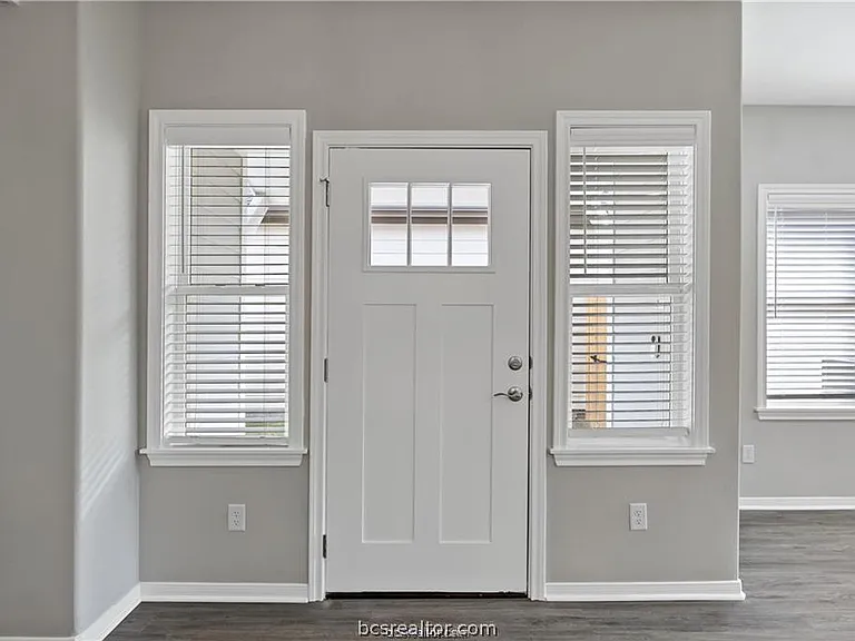 2509 Shady Route Ln — Photo 4