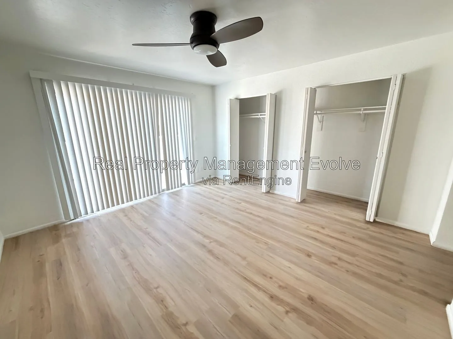 2 bed, 1.5 bath, 1120 sqft, $1,495 — Photo 3