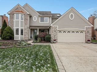 41525 Conner Creek Dr, Canton, MI 48187