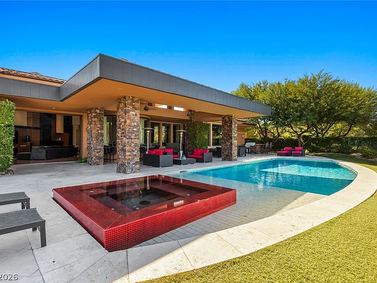 2 Castle Oaks Ct — Photo 50