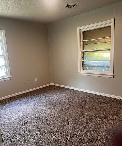 2108 Pearson Dr — Photo 15