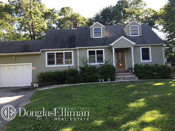 2nd image of 4 Birchwood Ave
