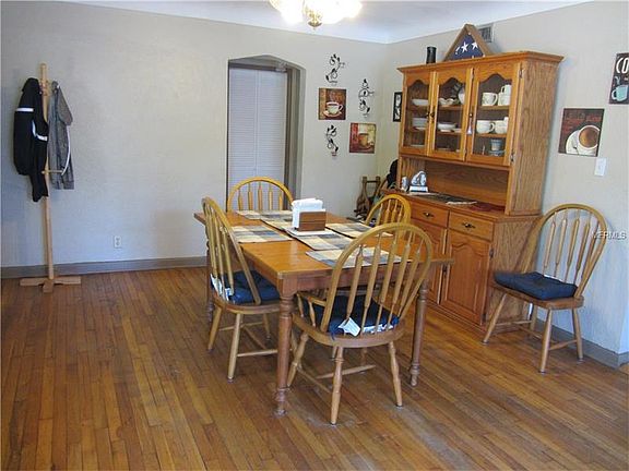 5th image of 441 Rotary Pl NE