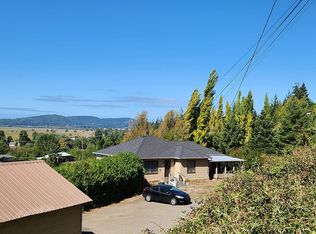 56076 Finley Loop Rd, Coquille, OR 97423