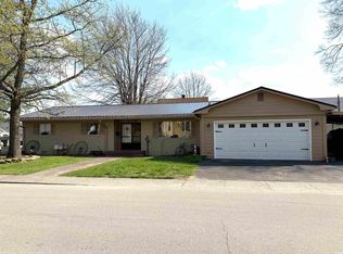 168 E North St, Spencer, IN 47460