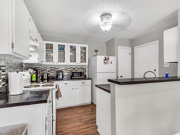 5th image of 1807 Rainy Meadows Dr