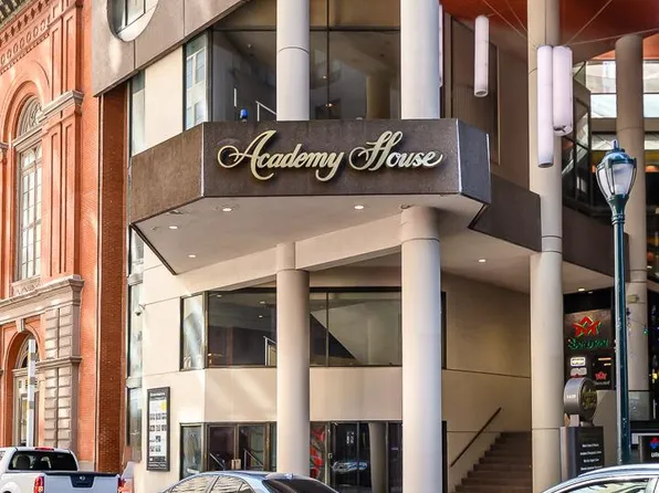 1420 Locust St APT 29J, Philadelphia, PA 19102