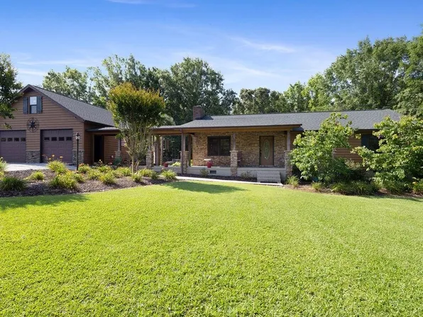 824 Wall St, Iva, SC 29655