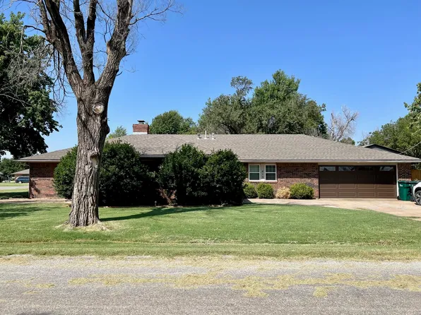 415 Arapaho St, Garber, OK 73738