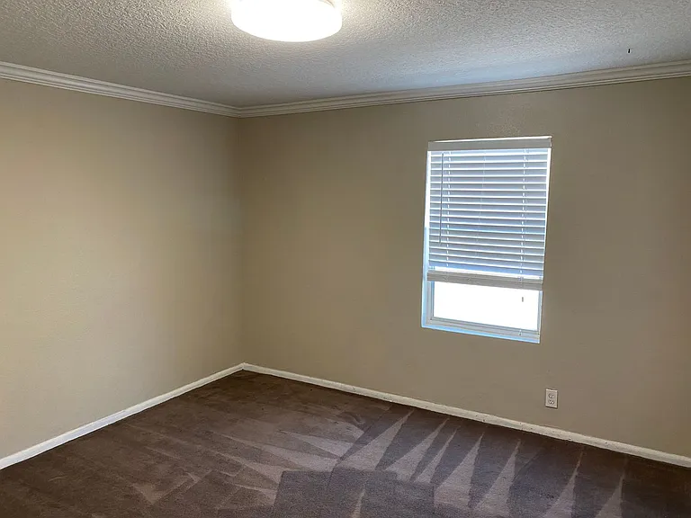 313 S Observatory Dr — Photo 12