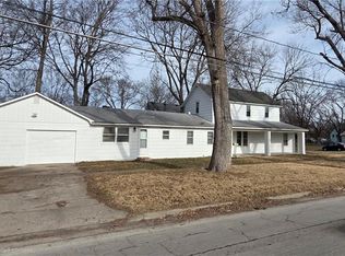 400 Parker Ave, Osawatomie, KS 66064