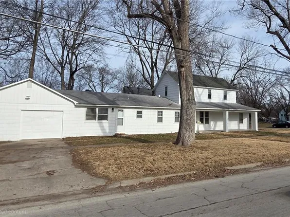 400 Parker Ave, Osawatomie, KS 66064