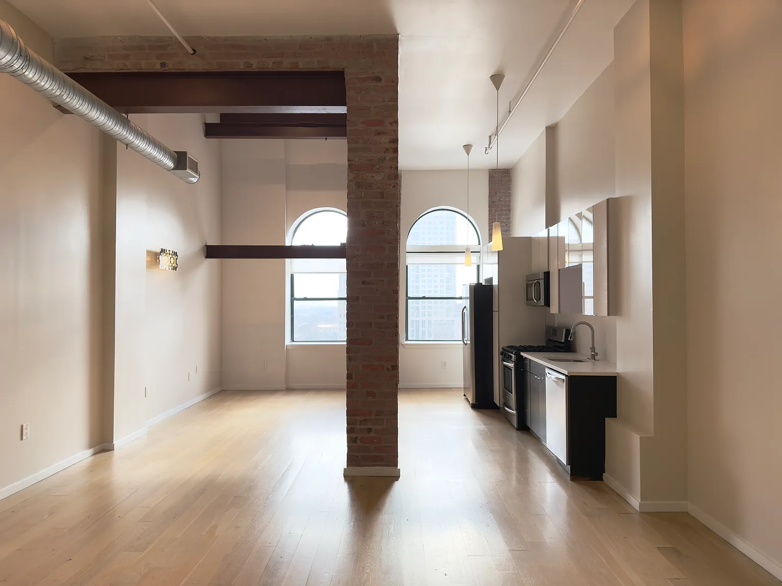 1 bed, 850 sqft, $2,095 — Photo 2