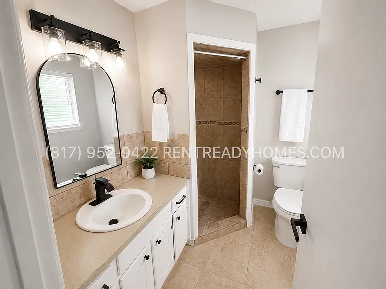 736 Cheltenham Dr — Photo 9