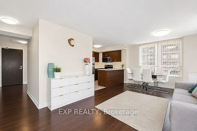 1060 Sheppard Ave W #1005 — Photo 11