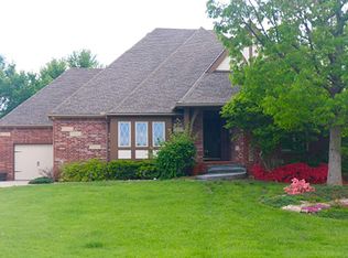 1304 Chaumont Cir, Andover, KS 67002