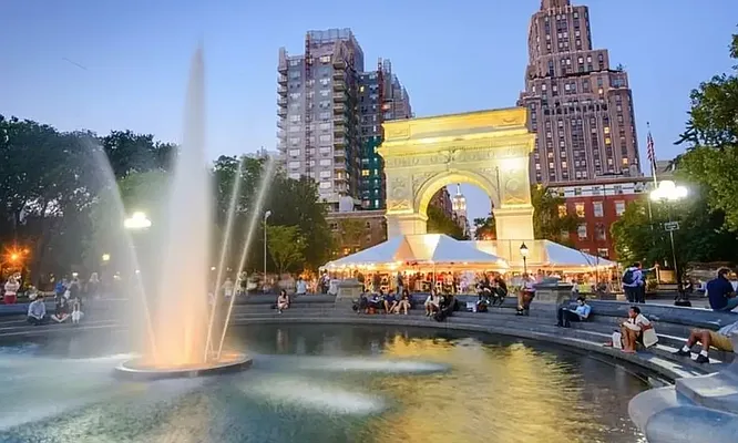 Rented by Compass | media 13