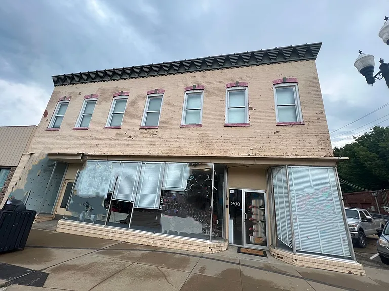 200 S Main St #2F — Photo 24