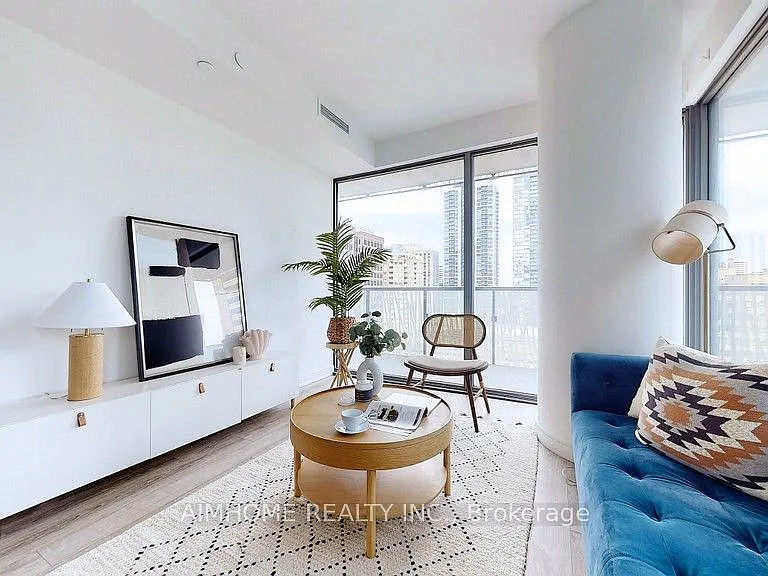 50 Charles St E #1403 — Photo 6