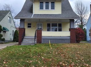 955 Nela View Rd, Cleveland, OH 44112