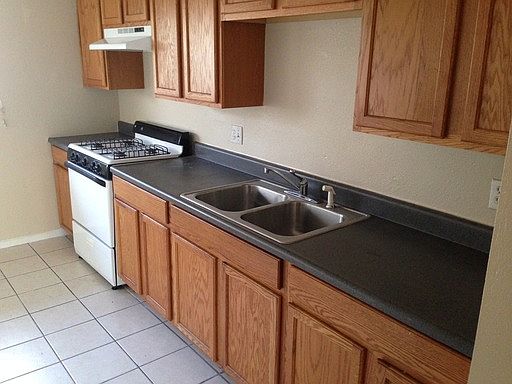 4th image of 430 S Garden St APT F