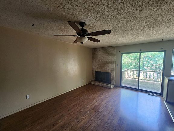 4th image of 1657 Forestedge Dr