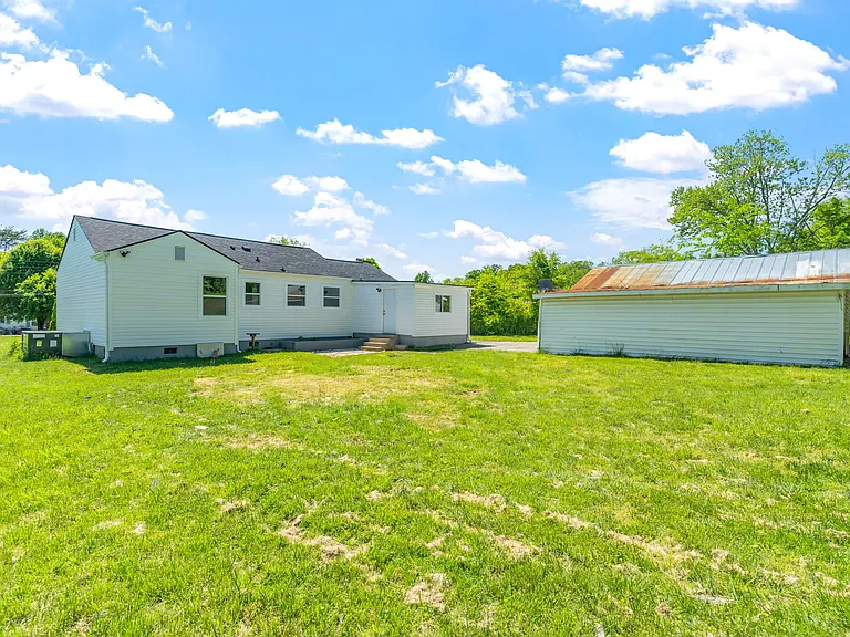 5700 Ridgefield Rd — Photo 31