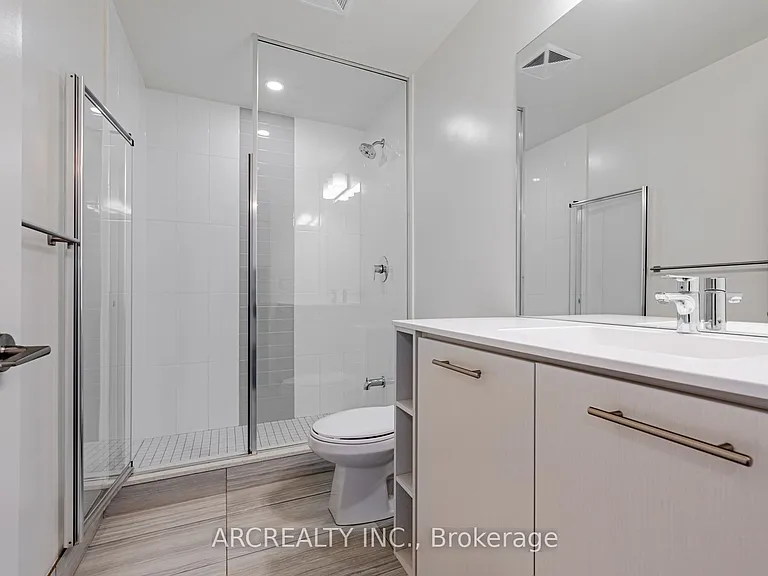 435 Richmond St W #404 — Photo 14
