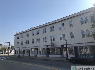 1709 Pleasant St #3W, Fall River, MA 02723