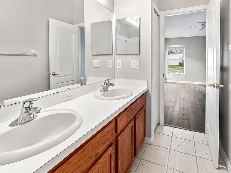 11111 Lakeside Vista Dr — Photo 39