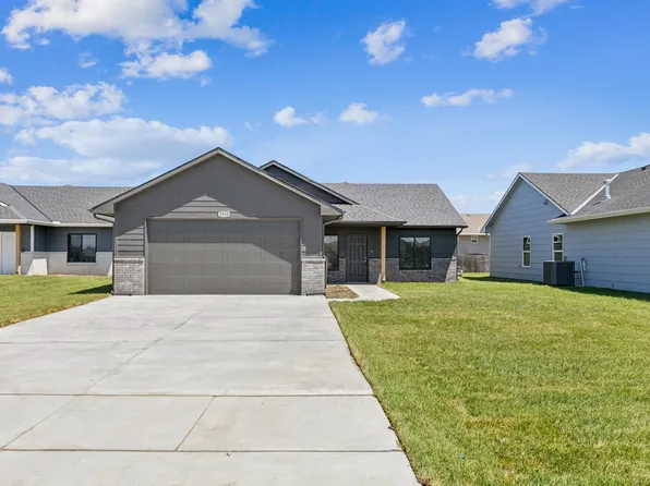 8968 E Forbes Ct, Wichita, KS 67220