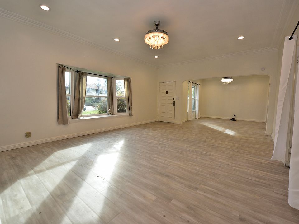 LARGE and BRIGHT 4bed+2bath house, Fully Upgraded