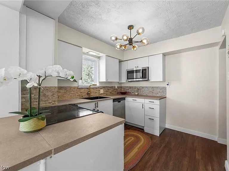3525 Raymont Blvd — Photo 9