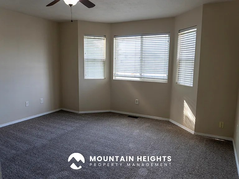 1953 W Black Angus Dr — Photo 20
