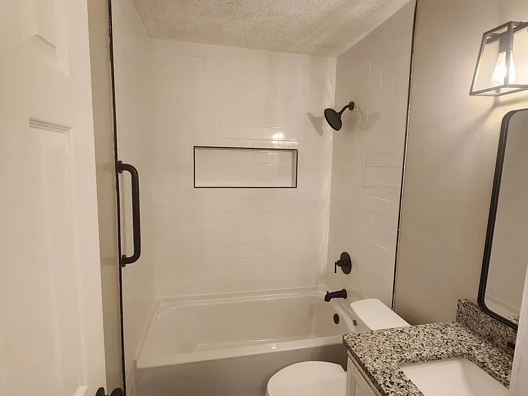109 Williams St — Photo 6