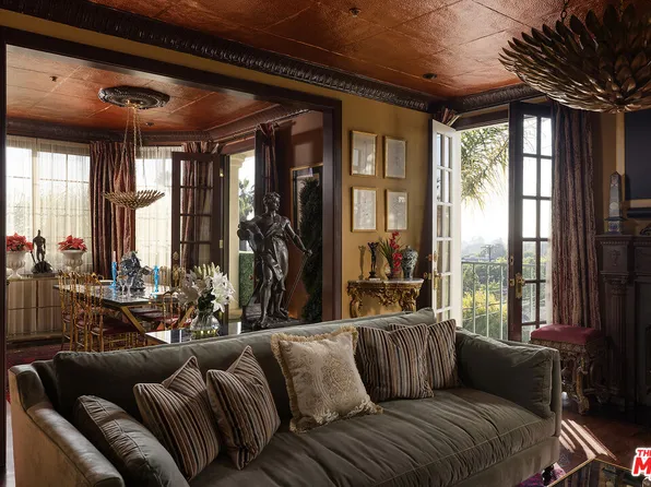 960 N Doheny Dr APT 306, West Hollywood, CA 90069