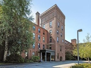 156 Front St APT 305, Exeter, NH 03833