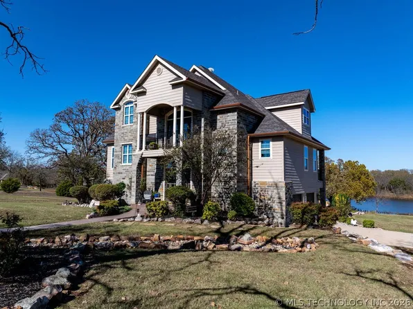 2973 Lakeside Circle, Atoka, OK 74525