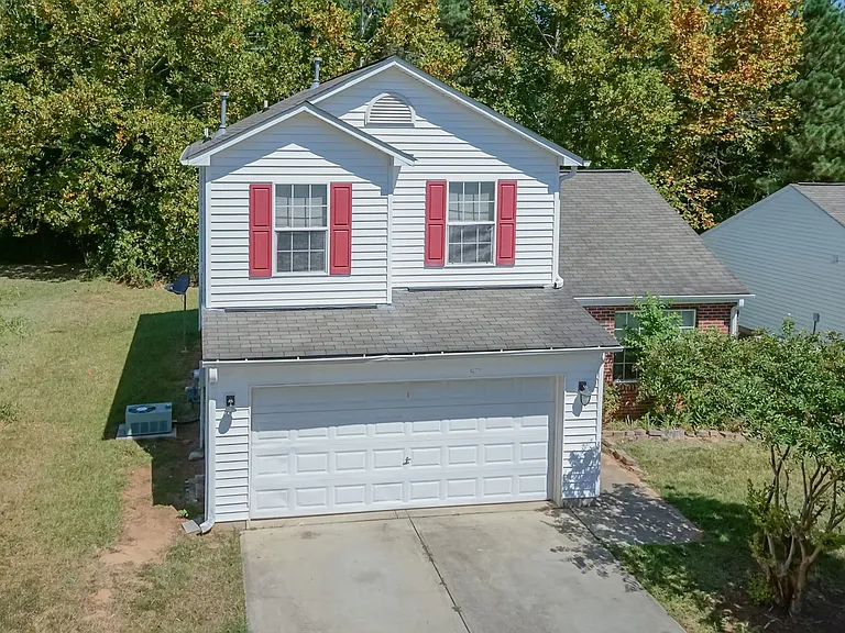 304 Providence Hall Dr — Photo 12