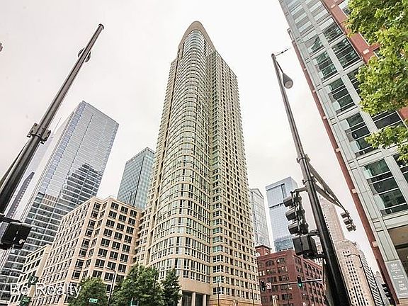 2nd image of 345 N Lasalle St #803
