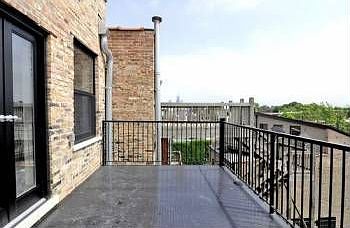 5th image of 1472 N Milwaukee Ave