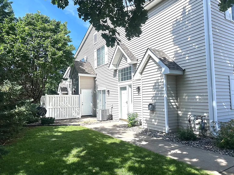 9410 Marshall Rd — Photo 4