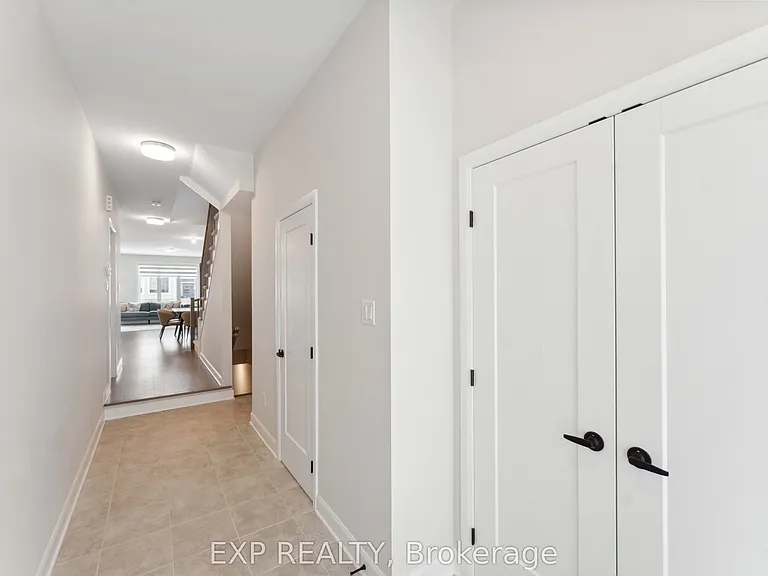 934 Clarkia St — Photo 35