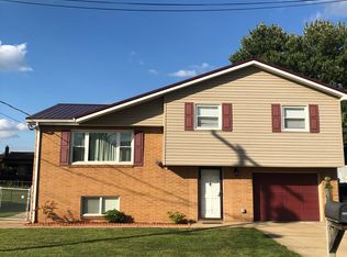 113 Arena Dr, Weirton, WV 26062