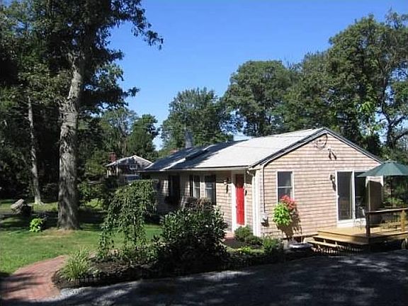2nd image of 20 Winslow Ave