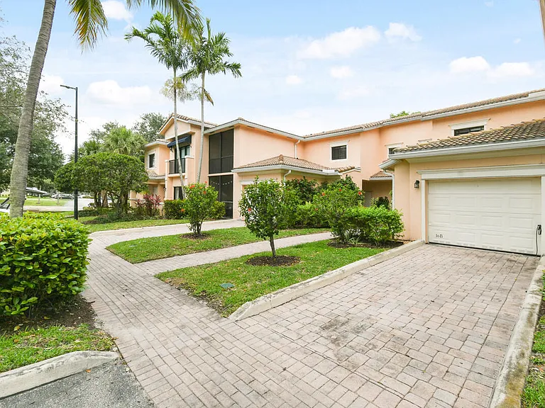 2916 Tuscany Ct #104 — Photo 34